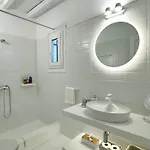 Waterfront - Stunning 6 Bedroom Annita With Pool Mykonos Town