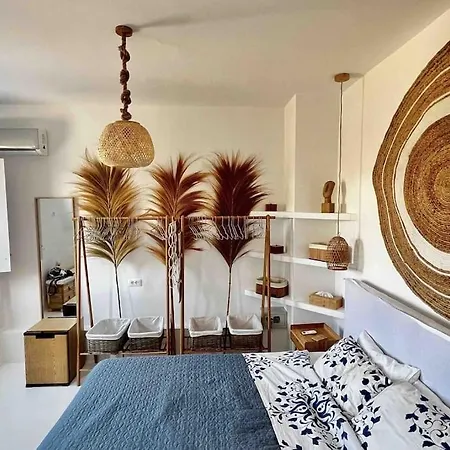 Waterfront - Stunning 6 Bedroom Annita With Pool فيلة