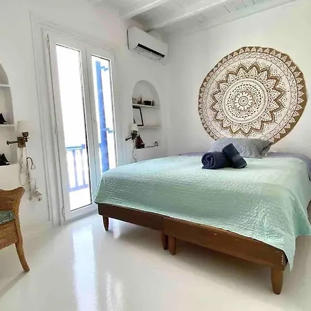 Waterfront - Stunning 6 Bedroom Annita With Pool Mykonos Town