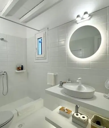 Waterfront - Stunning 6 Bedroom Annita With Pool Mykonos Town