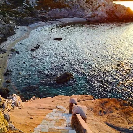 Waterfront - Stunning 6 Bedroom Annita With Pool * Mykonos Town