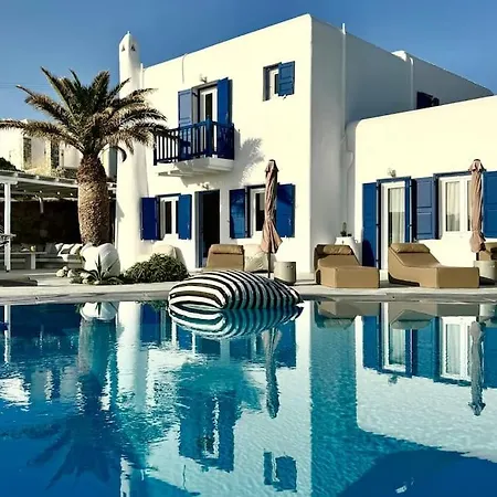 Waterfront - Stunning 6 Bedroom Annita With Pool *