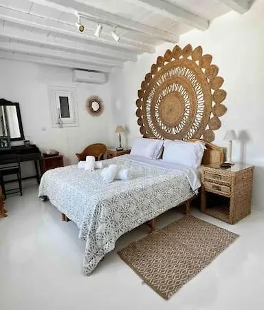 Villa Waterfront - Stunning 6 Bedroom Annita With Pool Mykonos Town