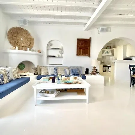 Villa Waterfront - Stunning 6 Bedroom Annita With Pool *