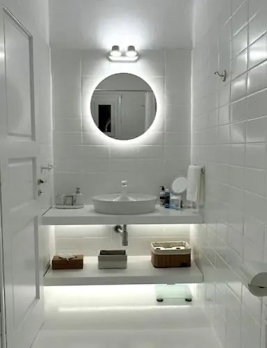 Stay Waterfront - Stunning 6 Bedroom Villa Annita With Pool