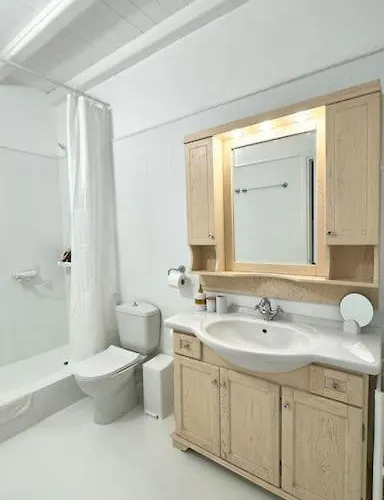 Vila Stay Waterfront - Stunning 6 Bedroom Villa Annita With Pool *