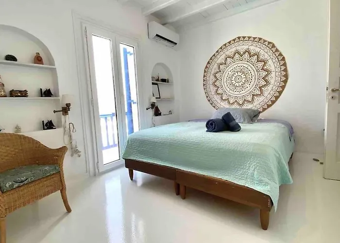 Stay Waterfront - Stunning 6 Bedroom Villa Annita With Pool Mykonos Town