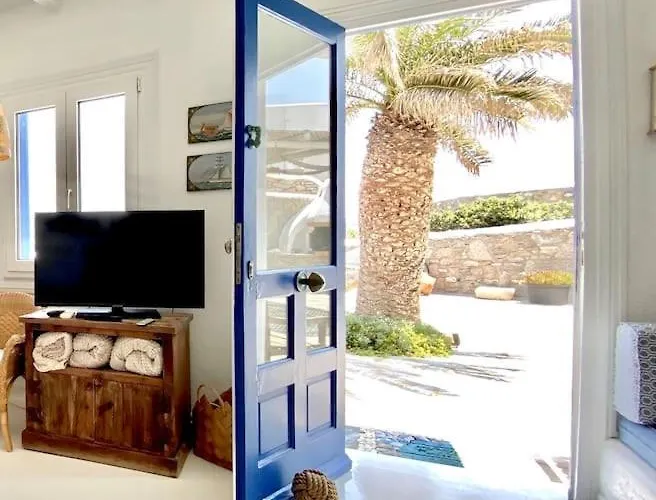 Stay Waterfront - Stunning 6 Bedroom Villa Annita With Pool Vila