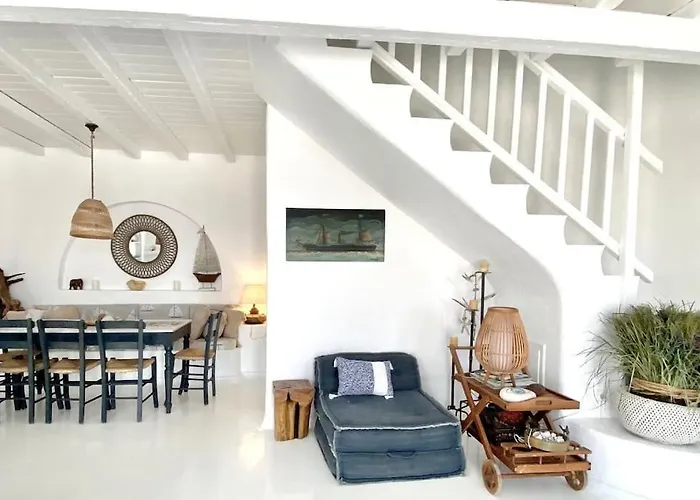 Stay Waterfront - Stunning 6 Bedroom Villa Annita With Pool